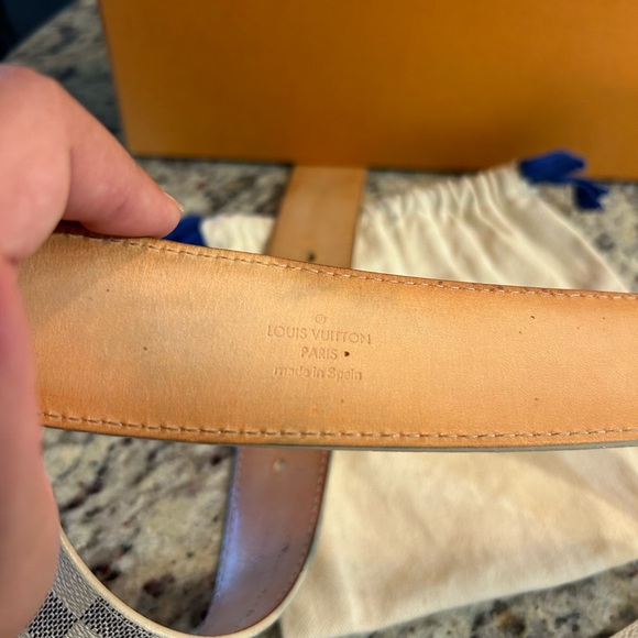 LOUIS VUITTON DAMIER AZUR INITIAL BELT - Picture 12 of 16